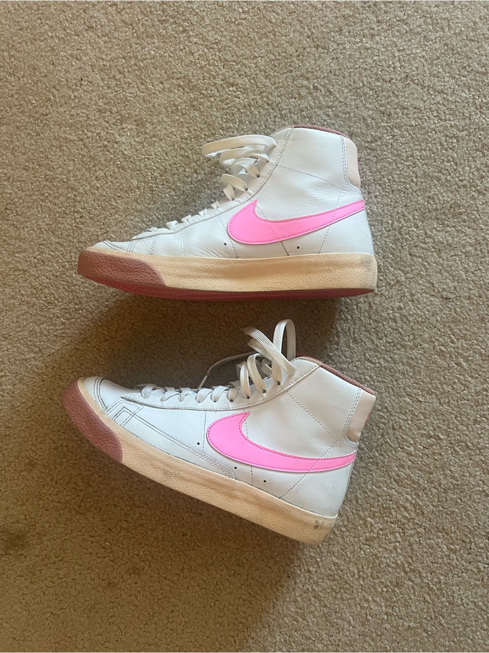 Nike Blazer Mid '77
